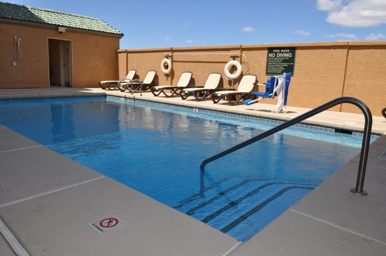 Holiday Inn Express Las Vegas-Nellis By Ihg Εξωτερικό φωτογραφία
